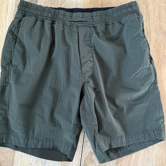 lululemon athletica Dark Green Athletic Shorts - Picture 1 of 6